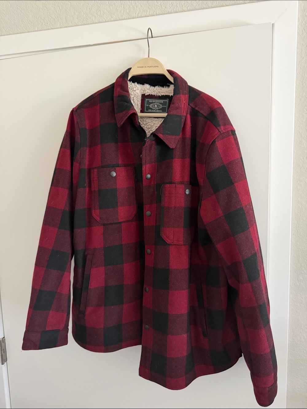 G.H. Bass & Co. Red and Black Buffalo Plaid Sherpa-Lined Field Jacket